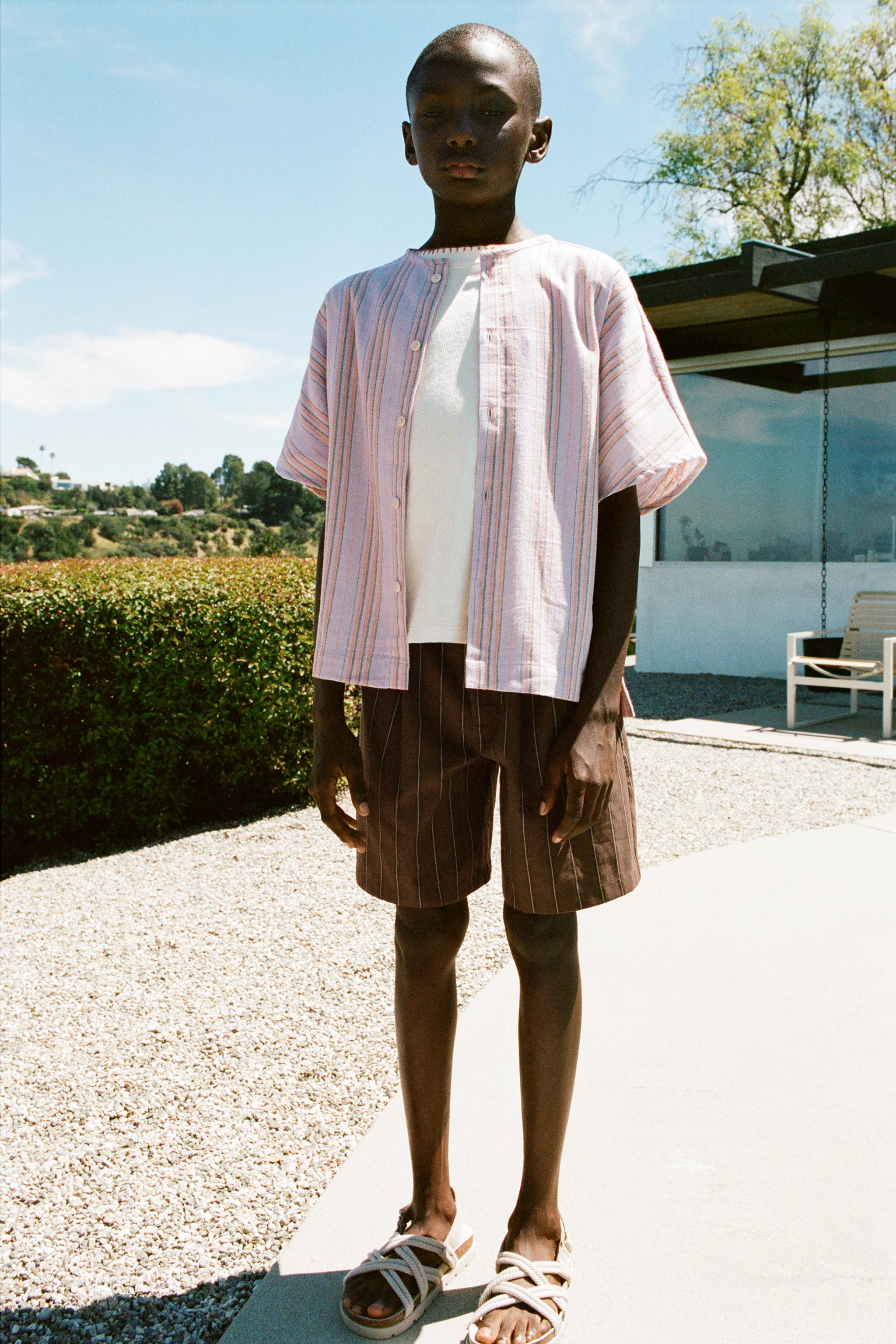 STRIPED COTTON AND LINEN SHORTS